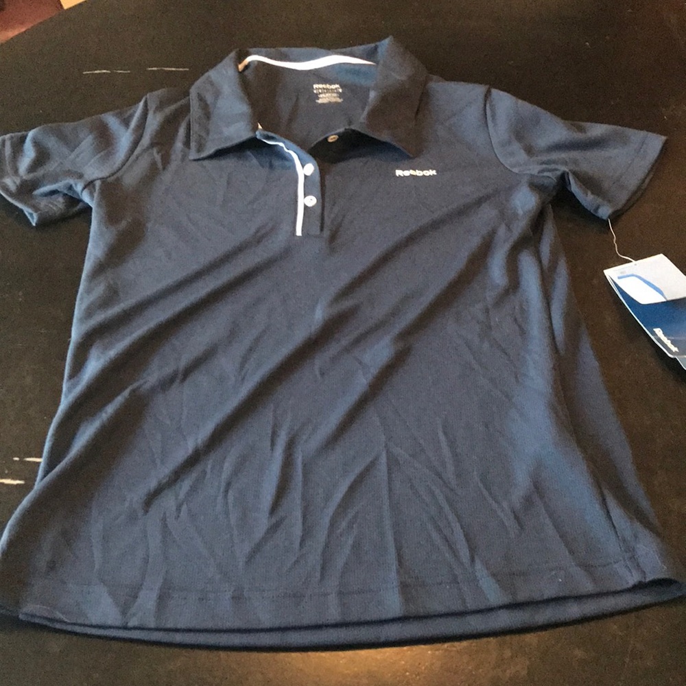 NWT Medium Women’s Reebok Dri Fit Navy Top 🏌️❤️